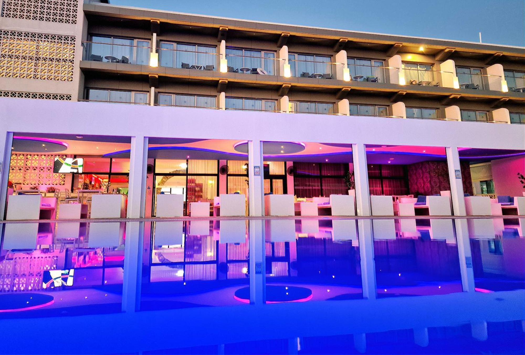 Sveltos Hotel Larnaka Exterior foto